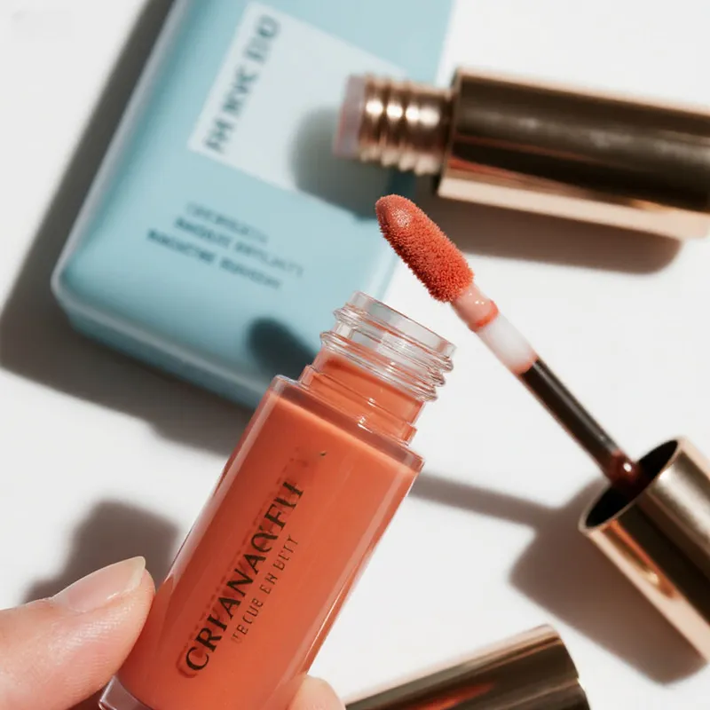 Läppglans i privat etikett i Kina